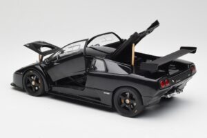 Lamborghini Diablo GTR Noir AUTOart 1:18 74522 Métal — image 5 sur 8