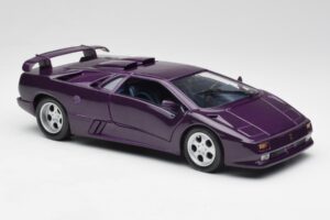 Lamborghini Diablo Jota Violet Maisto 1:18 50276 Métal — image 6 sur 8