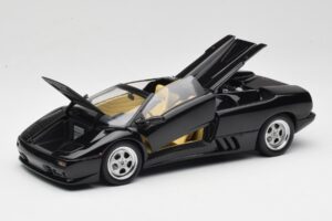 Lamborghini Diablo Roadster Noir AUTOart 1:18 70093-R1 Métal — image 2 sur 10