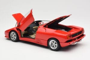 Lamborghini Diablo Roadster Rouge AUTOart 1:18 70091 Métal — image 5 sur 8