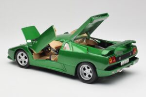 Lamborghini Diablo SE Vert Maisto 1:18 50303 Métal — image 5 sur 8
