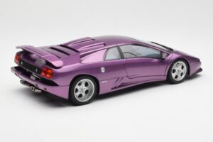 Lamborghini Diablo SE30 Jota Violet Métallisé AUTOart 1:18 79142 Composite — image 3 sur 8