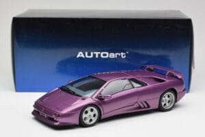 Lamborghini Diablo SE30 Anniversary Edition Violet Métallisé AUTOart 1:18 79158 Métal — image 8 sur 8