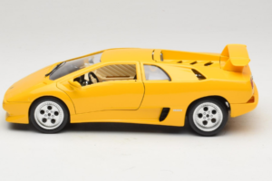 Lamborghini Diablo Jaune Bburago 1:18 3041-M2 Métal — image 4 sur 8
