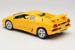 Lamborghini Diablo Jaune Bburago 1:18 3041-M2 Métal — image 7 sur 8