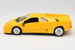 Lamborghini Diablo Jaune Tonka 1:18 9035 Métal — image 4 sur 8
