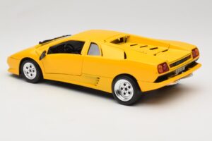 Lamborghini Diablo Jaune Tonka 1:18 9035 Métal — image 7 sur 8