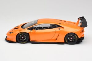 Lamborghini Huracan LP620-2 Super Trofeo Arancio Borealis Pearl Effect Orange AUTOart 1:18 81558 Métal — image 4 sur 8