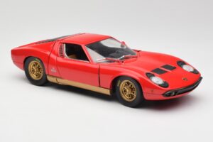 Lamborghini Miura Rouge Anson 1:18 30302 Métal — image 6 sur 8