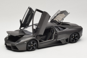 Lamborghini Reventon Matte Grey AUTOart 1:18 74591 Métal — image 2 sur 8