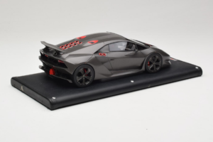 Lamborghini Sesto Elemento Matte Black MR Collection 1:18 LAMB054 Résine — image 3 sur 6