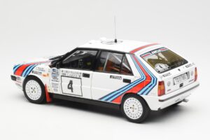 Lancia Delta HF 4WD #4 M. Alen / I. Kivimaki Martini Rally 1000 Lakes 1987 Kyosho 1:18 08960B Métal — image 7 sur 8