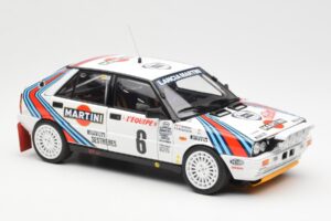 Lancia Delta HF 4WD #6 M. Biasion / T. Siviero Martini Rally Monte Carlo 1987 Kyosho 1:18 08960A Métal — image 6 sur 8