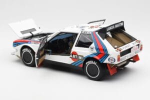Lancia Delta S4 Martini #4 H. Toivonen / S. Cresto Rally Tour de Corse 1986 AUTOart 1:18 88620 Métal — image 5 sur 8
