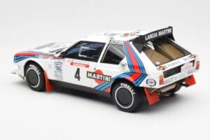Lancia Delta S4 Martini #4 H. Toivonen / S. Cresto Rally Tour de Corse 1986 AUTOart 1:18 88620 Métal — image 7 sur 8