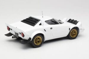 Lancia Stratos HF Stradale Blanc Minichamps 1:18 155741700 Métal — image 2 sur 6