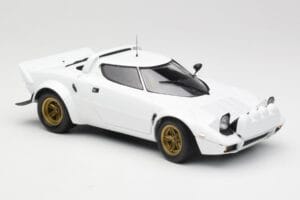 Lancia Stratos HF Stradale Blanc Minichamps 1:18 155741700 Métal — image 4 sur 6