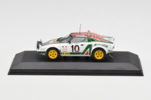Lancia Stratos #10 Team Alitalia S. Munari / S. Maiga Rally Monte Carlo 1976 Minichamps 1:43 430761210 Métal
