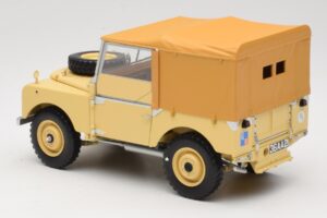 Land Rover 88 Series I RAF Beige Minichamps 1:18 150168911 Métal — image 7 sur 8