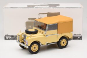 Land Rover 88 Series I RAF Beige Minichamps 1:18 150168911 Métal — image 8 sur 8