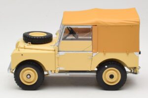 Land Rover 88 Series I RAF Beige Minichamps 1:18 150168911 Métal — image 4 sur 8