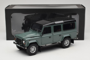 Land Rover Defender Station Wagon Keswick Green GT Spirit 1:18 GT527 Résine — image 6 sur 6
