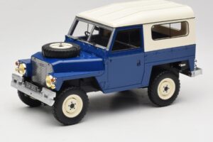 Land Rover Lightweight Series III Bleu Foncé BoS Models 1:18 BOS382 Résine