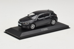 Lexus CT200h Grey Metallic Minichamps 1:43 LEXUS001 Métal — image 2 sur 5