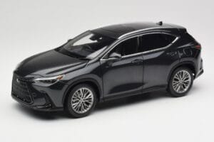 Lexus NX450h+ AZ20 Noir Kyosho 1:18 08968GBK Résine