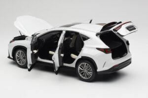 Lexus NX450h+ AZ20 Blanc Kyosho 1:18 08968Q Résine — image 5 sur 8