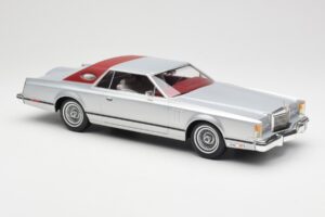 Lincoln Continental Mark V Coupe Argent BoS Models 1:18 BOS084 Résine — image 4 sur 6