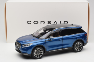 Lincoln Corsair Bleu OEM 1:18 LINCOLN001 Métal — image 8 sur 8