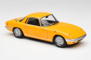 Lotus Elan S/E Racing Jaune AUTOart 1:18 75352 Métal — image 6 sur 8