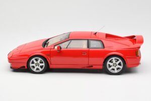 Lotus Esprit V8 Rouge AUTOart 1:18 75311 Métal — image 4 sur 8