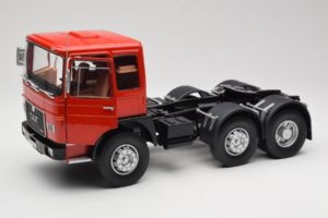 MAN 16304 F7 Rouge Road Kings 1:18 RK180053 Métal — image 2 sur 8