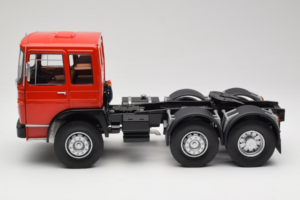 MAN 16304 F7 Rouge Road Kings 1:18 RK180053 Métal — image 4 sur 8