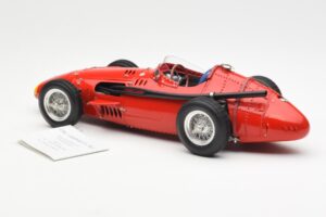 Maserati 250F J-M. Fangio F1 World Champion 1957 CMC 1:18 M-051 Métal — image 4 sur 6