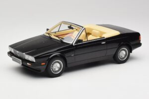 Maserati BiTurbo Spyder Noir Minichamps 1:18 107123531 Résine