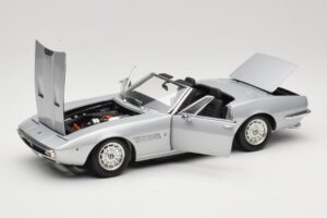 Maserati Ghibli Spyder Argent Minichamps 1:18 100122330 Métal — image 2 sur 7