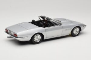 Maserati Ghibli Spyder Argent Minichamps 1:18 100122330 Métal — image 3 sur 7