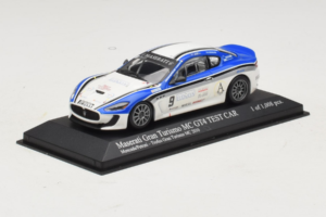 Maserati GranTurismo MC GT4 #9 Moncada / Petrini Maserati MC 2010 Minichamps 1:43 400101209 Métal — image 2 sur 5