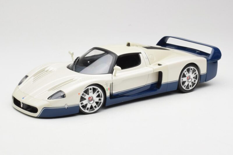 Maserati MC12 Blanc Bleu Hot Wheels 1:18 G7158 Métal