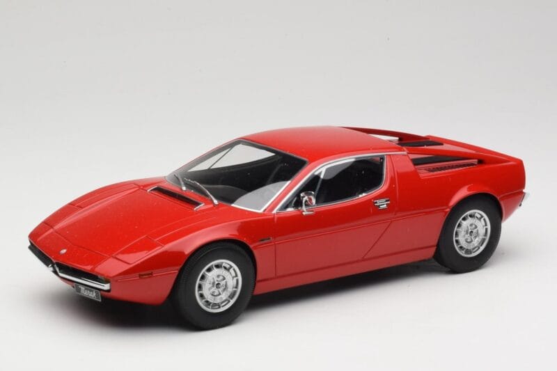 Maserati Merak Rouge Minichamps 1:18 107123761 Résine