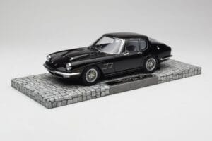 Maserati Mistral Noir Minichamps 1:18 107123421 Résine