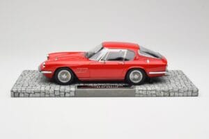 Maserati Mistral Rouge Minichamps 1:18 107123422 Résine — image 3 sur 6