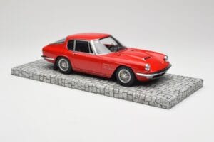 Maserati Mistral Rouge Minichamps 1:18 107123422 Résine — image 4 sur 6
