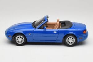 Mazda MX-5 NA Twilight Bleu Mica Gate 1:18 1013 Métal — image 4 sur 8