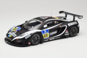 McLaren 12C GT3 Dorr Motorsport #69 C. Adams / M. Klasen 24 Hours Nurburgring 2013 Minichamps 1:18 151131369 Métal