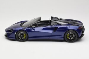 McLaren Artura Spider Violet GT Spirit 1:18 GT515 Résine — image 3 sur 6