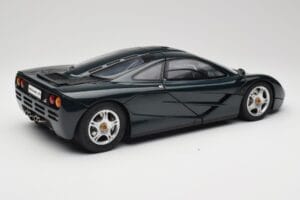 McLaren F1 Dark Green Metallic Minichamps 1:12 530133127 Métal — image 3 sur 9
